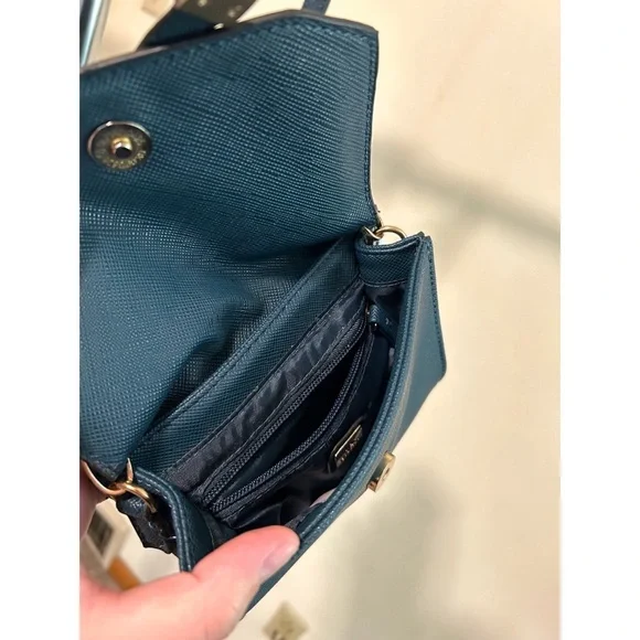 Carpisa Peacock Colored Crossbody Bag